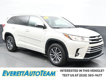 Used 2017 Toyota Highlander XLE