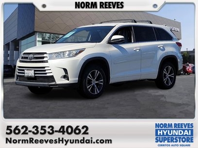 Used 2018 Toyota Highlander LE w/ Protection Package #3