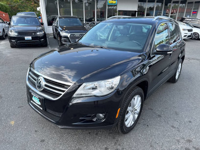 Used 2011 Volkswagen Tiguan SE