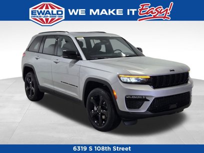 New 2025 Jeep Grand Cherokee Limited w/ Black Appearance Package