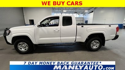 Used 2017 Toyota Tacoma SR