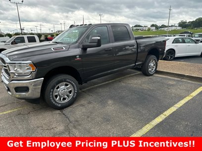 New 2024 RAM 2500 Tradesman w/ Chrome Appearance Group