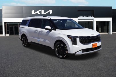 New 2025 Kia Carnival EX