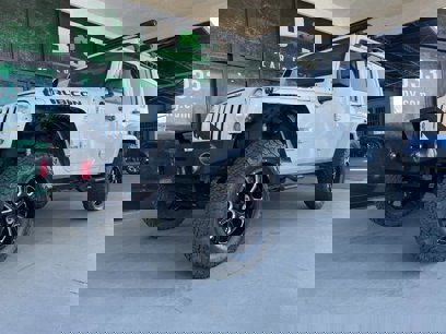 Used 2014 Jeep Wrangler Unlimited Rubicon w/ Connectivity Group