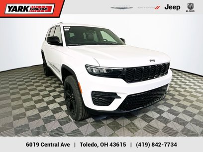 New 2025 Jeep Grand Cherokee Altitude