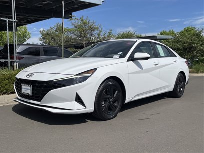 Used 2021 Hyundai Elantra Blue