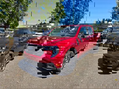 New 2025 Ford Maverick XLT