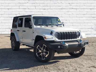 New 2024 Jeep Wrangler Unlimited w/ Convenience Group