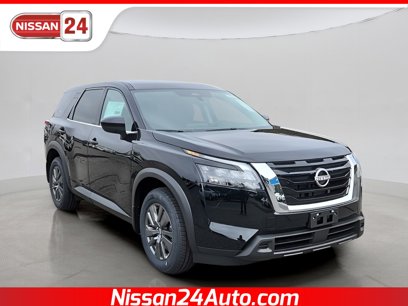 New 2025 Nissan Pathfinder S