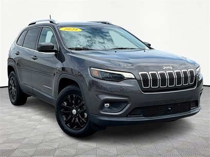 Used 2021 Jeep Cherokee Latitude Lux w/ Comfort/Convenience Group
