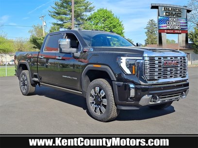 New 2025 GMC Sierra 3500 Denali w/ Denali Reserve Package