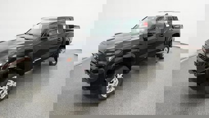 New 2025 Toyota Tacoma SR5