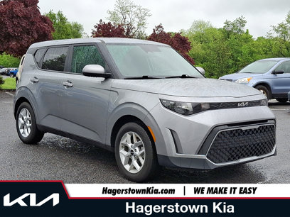 Used 2024 Kia Soul LX w/ Option Group 015