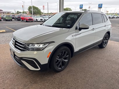 Used 2024 Volkswagen Tiguan SE