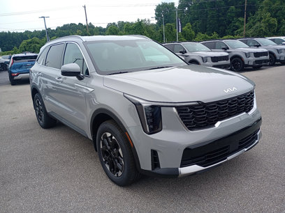 New 2025 Kia Sorento S