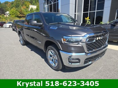 New 2025 RAM 1500 4x4 Crew Cab