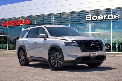 Used 2022 Nissan Pathfinder SV