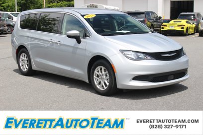 Used 2022 Chrysler Voyager LX