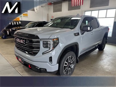 New 2025 GMC Sierra 1500 AT4 w/ AT4 Premium Package