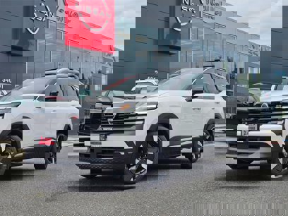 New 2025 Nissan Kicks SR w/ SR Premium Package