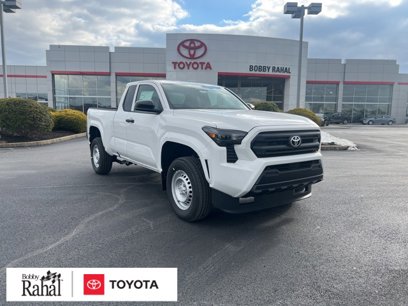 New 2024 Toyota Tacoma SR