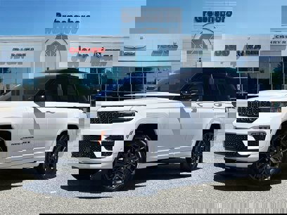 New 2025 Jeep Grand Cherokee Summit