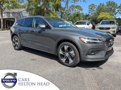 New 2026 Volvo V60 B5 Cross Country Plus w/ Protection Package Premier