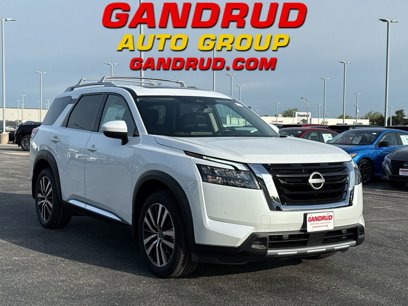 New 2025 Nissan Pathfinder Platinum