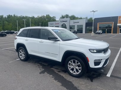 Used 2022 Jeep Grand Cherokee Limited w/ Trailer Tow Prep Group (B)