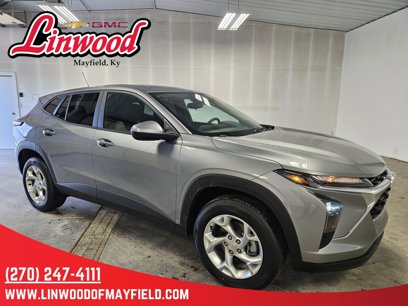 New 2025 Chevrolet Trax LS w/ LS Convenience Package