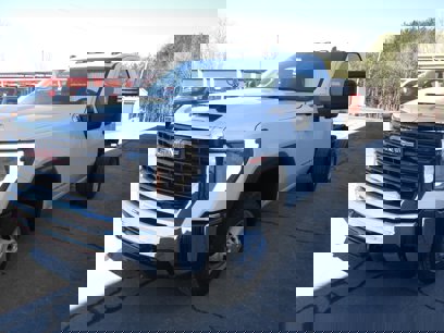 New 2025 GMC Sierra 3500 Pro w/ Convenience Package