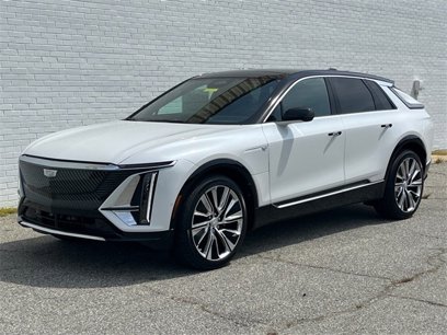 New 2025 Cadillac Lyriq Luxury