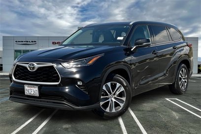 Used 2022 Toyota Highlander XLE