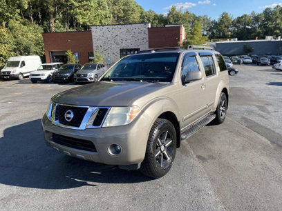 Used 2008 Nissan Pathfinder SE w/ Premium Pkg