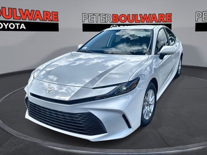 New 2025 Toyota Camry LE
