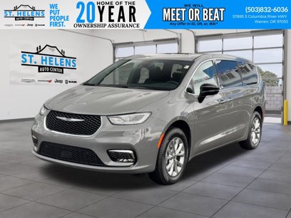 New 2025 Chrysler Pacifica Select