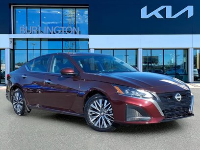 Used 2023 Nissan Altima 2.5 SV