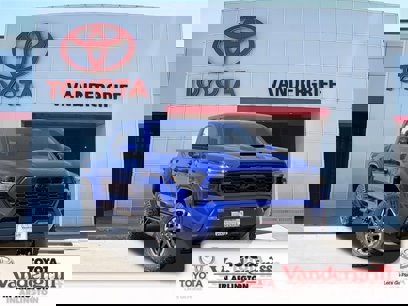 New 2025 Toyota Tacoma TRD Sport
