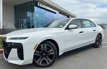 New 2024 BMW i7 eDrive50 w/ M Sport Package