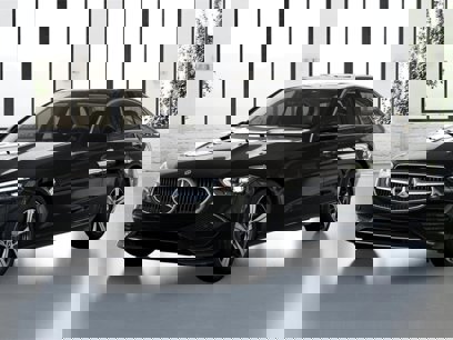New 2025 Mercedes-Benz C 300 4MATIC Sedan