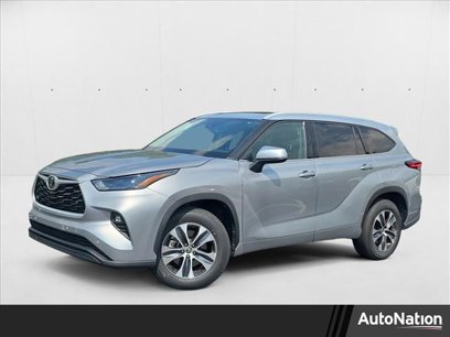 Used 2022 Toyota Highlander XLE
