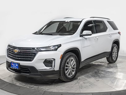 Used 2023 Chevrolet Traverse LT w/ Rear Camera Mirror Package
