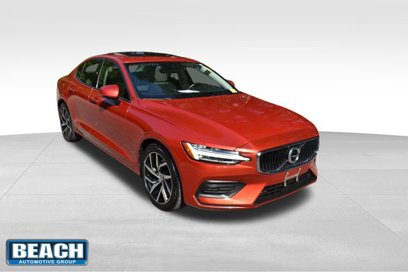 Used 2020 Volvo S60 T5 Momentum