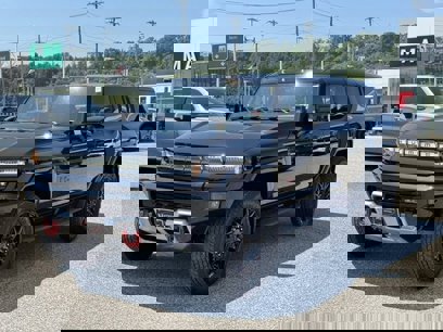 New 2025 GMC Hummer EV 2X
