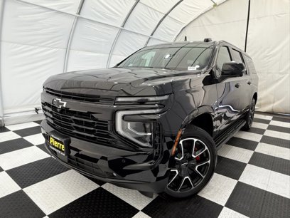 New 2025 Chevrolet Suburban RST w/ RST Capability Package