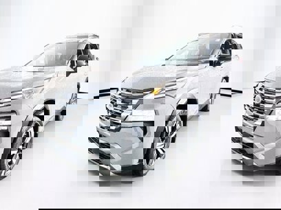 New 2025 Nissan Rogue SL