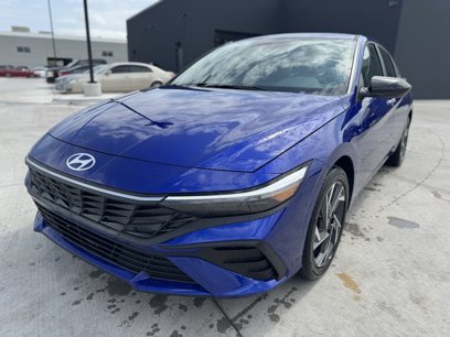 New 2025 Hyundai Elantra SEL
