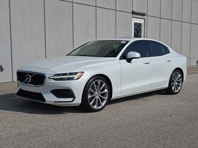Used 2019 Volvo S60 T5 Momentum w/ Multimedia Package
