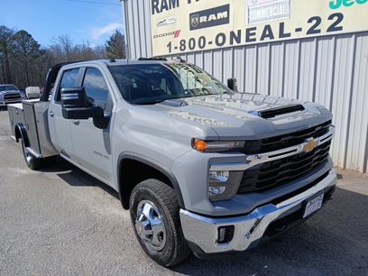 Used 2024 Chevrolet Silverado 3500 LT w/ Convenience Package