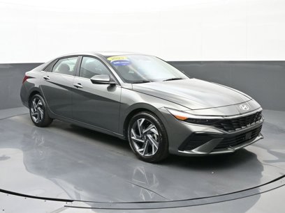 Certified 2025 Hyundai Elantra SEL